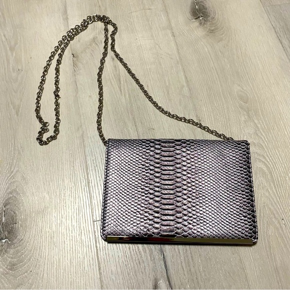 Nine West Snake Skin Clutch with Crossbody Chain Strap - Picture 1 of 12